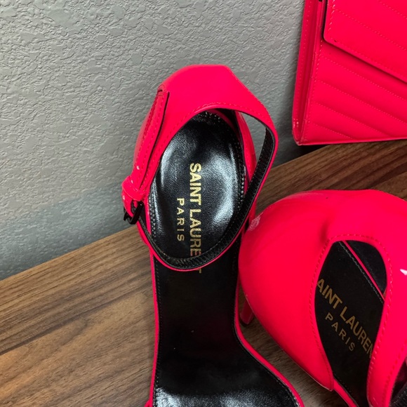 Yves Saint Laurent Vibrant Pink Chevron Clutch - Picture 3 of 7